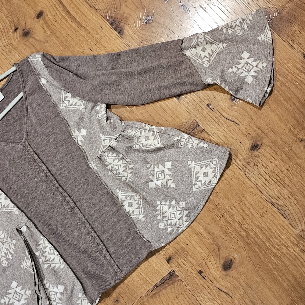 Gray Aztec Patterned Cardigan - Picture 2 of 8